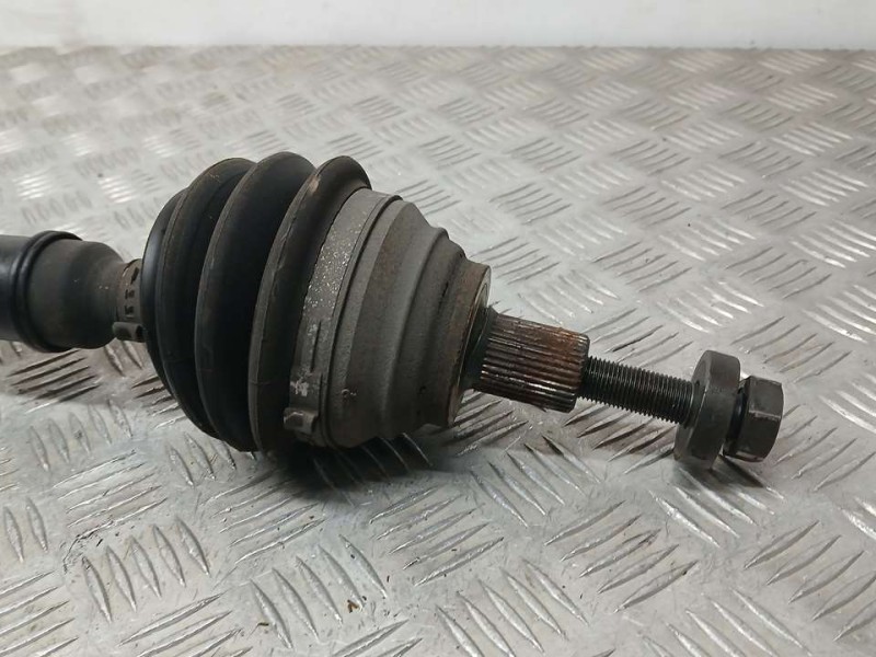 Recambio de transmision delantera derecha para volkswagen jetta (1k2) advance referencia OEM IAM 5Q0407272FF  