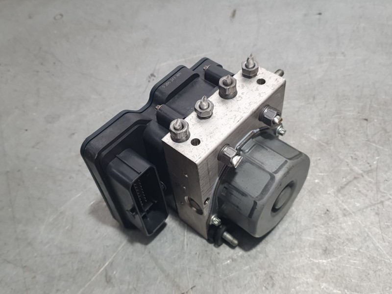 Recambio de abs para renault captur dynamique referencia OEM IAM 476608644R 269633 BOSCH