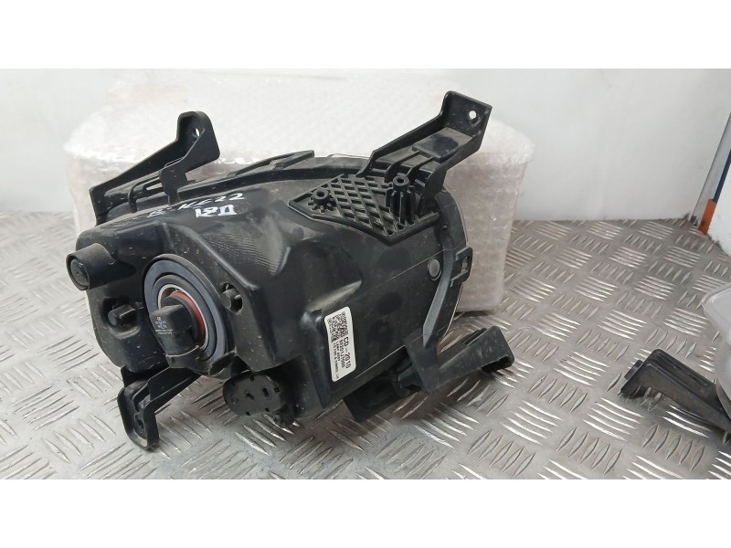 Recambio de faro antiniebla izquierdo para kia ceed (cd) 1.0 t-gdi referencia OEM IAM 92201J7000  