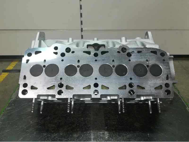 Recambio de culata para volkswagen passat berlina (3b2) 1.9 tdi referencia OEM IAM 038103373C 1000000113518 RECONSTRUIDA