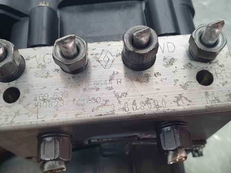 Recambio de abs para renault captur dynamique referencia OEM IAM 476608644R 269633 BOSCH