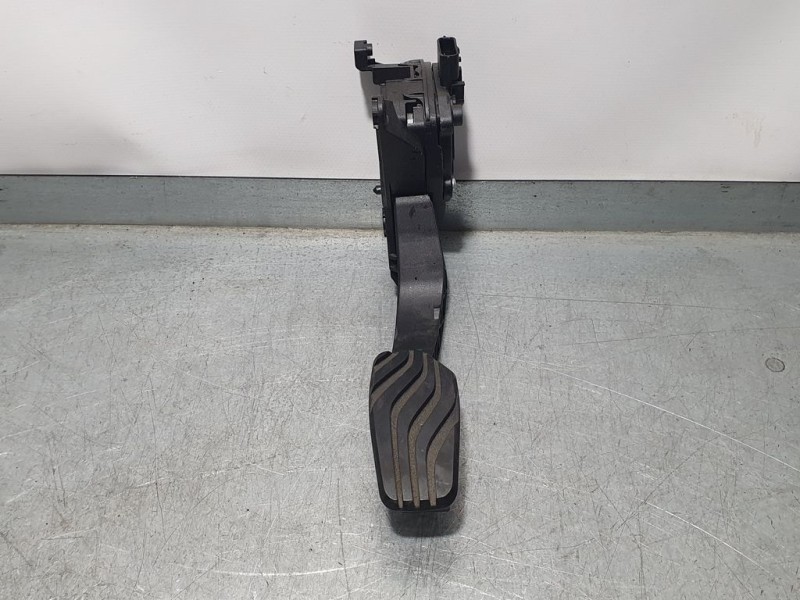 Recambio de potenciometro pedal para renault clio v zen referencia OEM IAM 180108467R 6PV01290203 HELLA