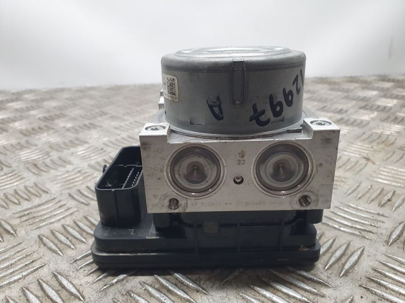 Recambio de abs para dacia dokker ambiance referencia OEM IAM 476600078R 10022006554 ATE