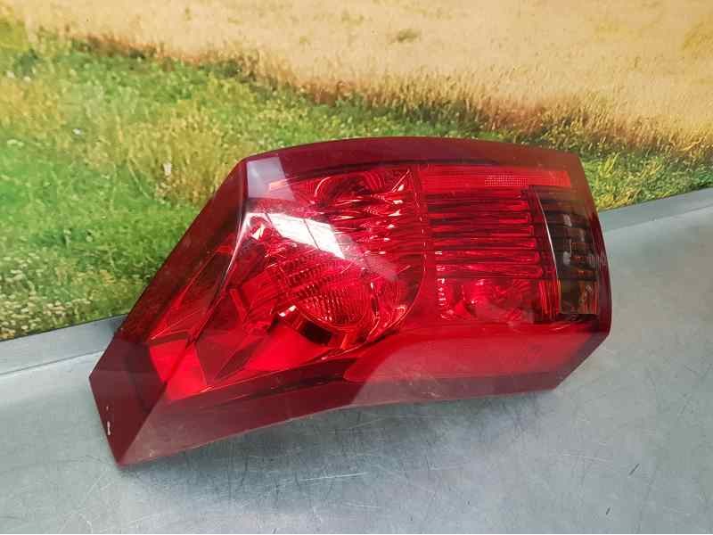 Recambio de piloto trasero izquierdo para cadillac cts 3.2 referencia OEM IAM   