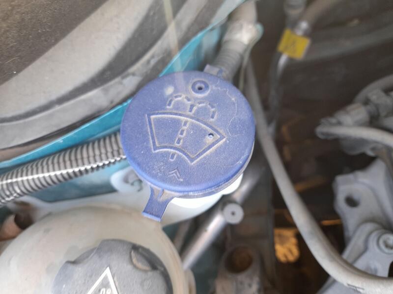 Recambio de deposito limpia para citroën c3 iii (sx) 1.2 puretech 82 referencia OEM IAM 6431N6  