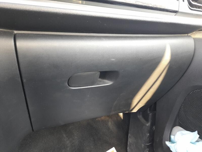 Recambio de guantera para citroën c3 iii (sx) 1.2 puretech 82 referencia OEM IAM 98124977ZD  