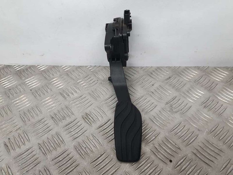 Recambio de potenciometro pedal para nissan qashqai (j11) acenta referencia OEM IAM 180024BA0B 6PV00997815 