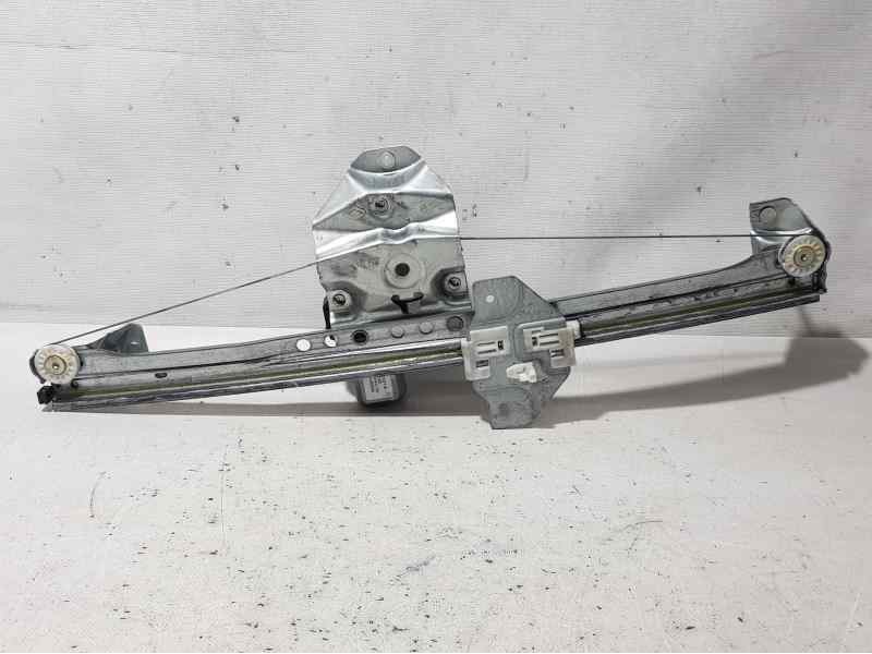 Recambio de elevalunas delantero derecho para dacia dokker ambiance referencia OEM IAM 9807209071R 2 PINS ELÉCTRICO