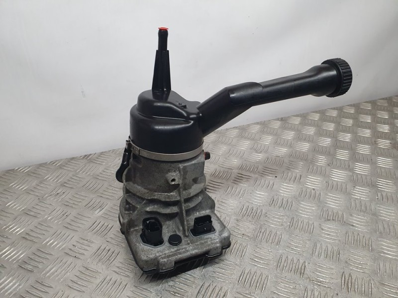 Recambio de bomba direccion electrica para citroën c4 grand picasso millenium referencia OEM IAM 9685418780  