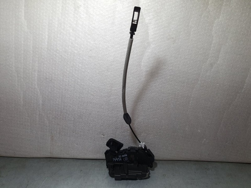 Recambio de cerradura puerta trasera derecha para volkswagen t-roc bluemotion referencia OEM IAM A6Q5TA839016Q  7 PINES