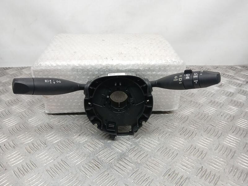 Recambio de mando luces y limpia para jeep cherokee limited 4x2 referencia OEM IAM 68189101J  16344405