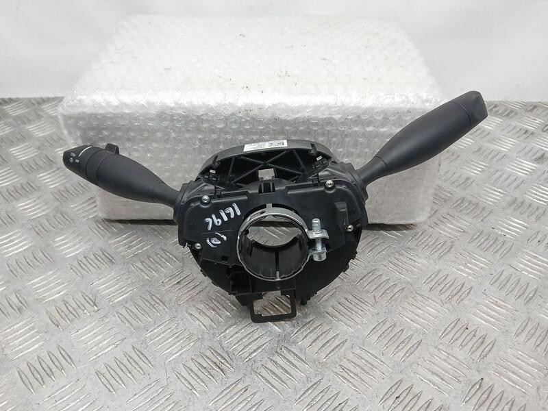 Recambio de mando luces y limpia para jeep cherokee limited 4x2 referencia OEM IAM 68189101J  16344405