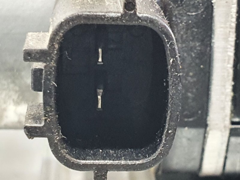 Recambio de elevalunas trasero izquierdo para renault captur dynamique referencia OEM IAM 128001072E 2 PINS ELECTRICO