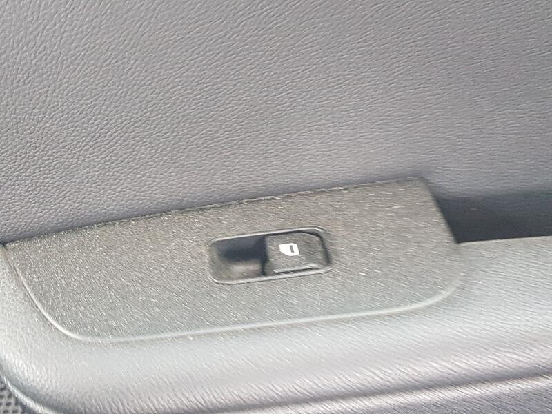 Recambio de mando elevalunas trasero derecho para kia ceed (cd) 1.0 t-gdi referencia OEM IAM 93581J7100  