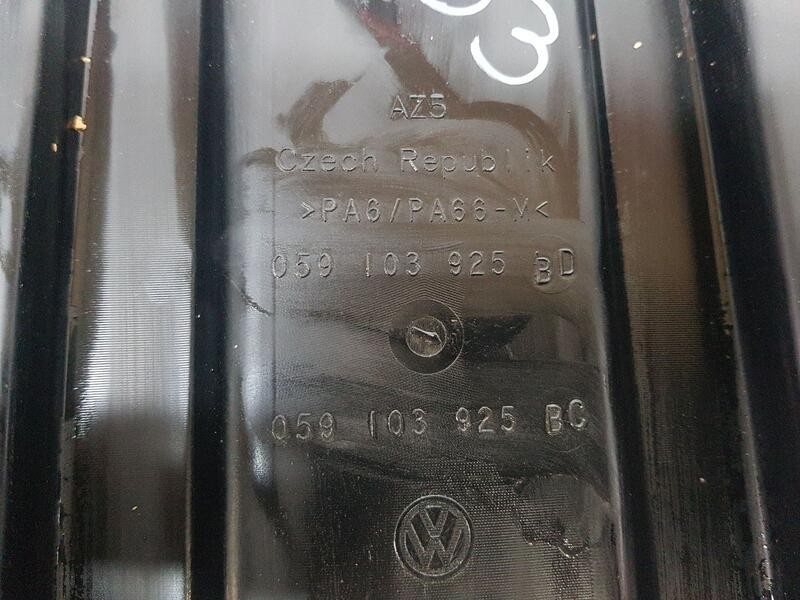 Recambio de tapa motor para porsche cayenne (typ 92aa) diesel referencia OEM IAM 059103925  