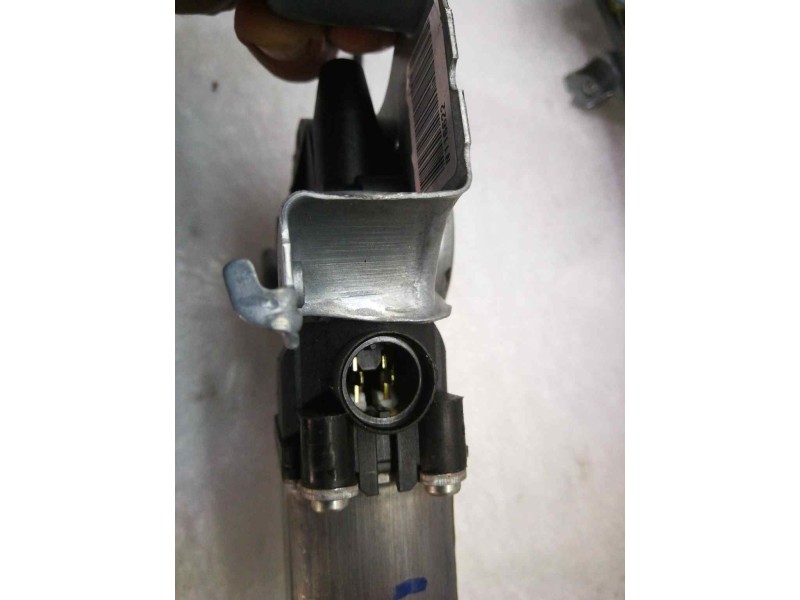 Recambio de elevalunas delantero derecho para nissan almera (n16/e) acenta referencia OEM IAM 400600 400600 DOS PINS