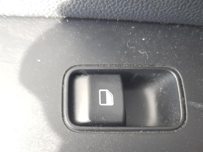 Recambio de mando elevalunas trasero izquierdo para kia ceed (cd) 1.0 t-gdi referencia OEM IAM 93581J7100  