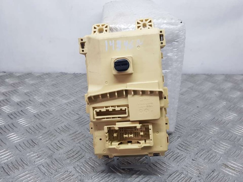 Recambio de caja reles / fusibles para hyundai i 20 esence referencia OEM IAM 91953Q0910  