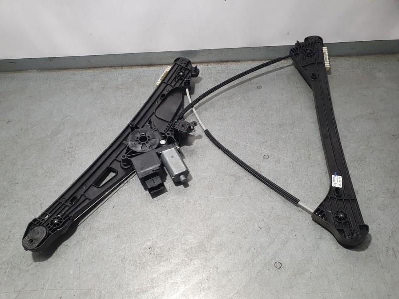 Recambio de elevalunas delantero derecho para ds 7 crossback be chic referencia OEM IAM 9830655780  ELECTRICO 6 PINS