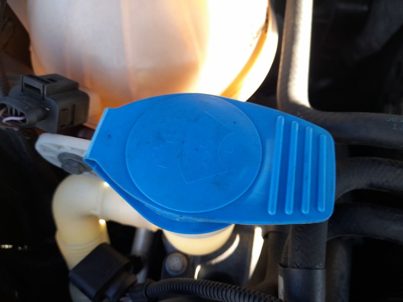 Recambio de deposito limpia para seat leon (1p1) 1.9 tdi referencia OEM IAM 1K0955453S  