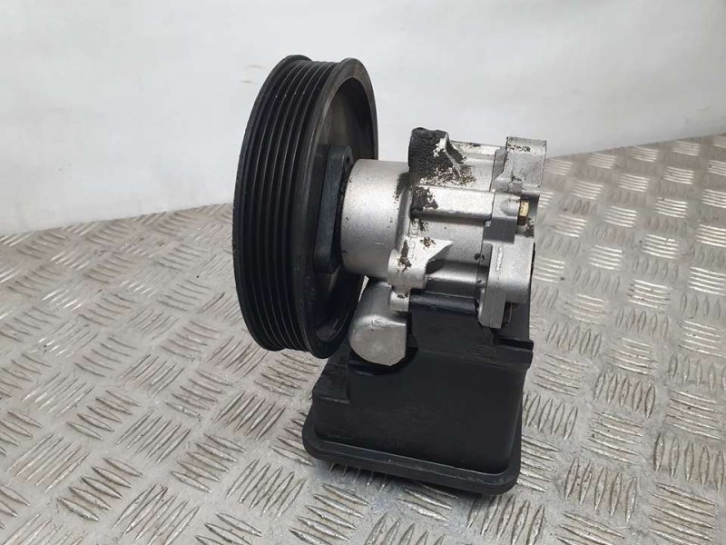 Recambio de bomba direccion para bmw serie 3 berlina (e46) 320d referencia OEM IAM 6756575 7692974519 