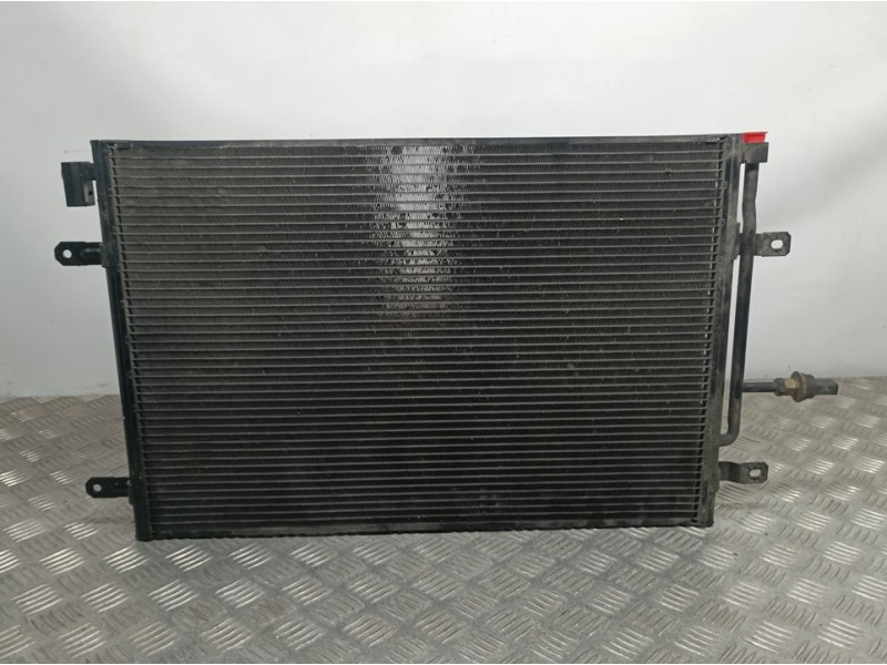 Recambio de condensador / radiador aire acondicionado para audi a4 berlina (8e) 2.0 tdi 16v (103kw) referencia OEM IAM 8E0260403