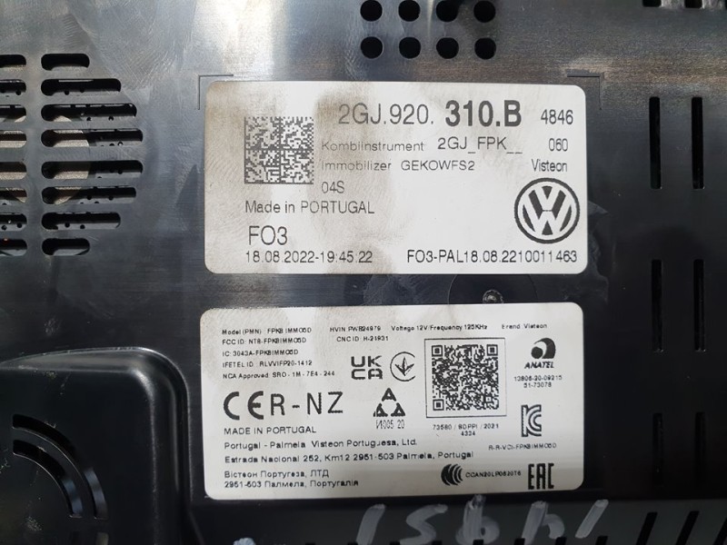Recambio de cuadro instrumentos para volkswagen t-roc bluemotion referencia OEM IAM 2GJ920310B  