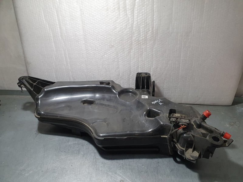 Recambio de deposito adblue para volkswagen t-roc bluemotion referencia OEM IAM 5Q0131877AA 341547068 