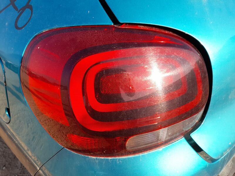 Recambio de piloto trasero izquierdo para citroën c3 iii (sx) 1.2 puretech 82 referencia OEM IAM 9812257580  