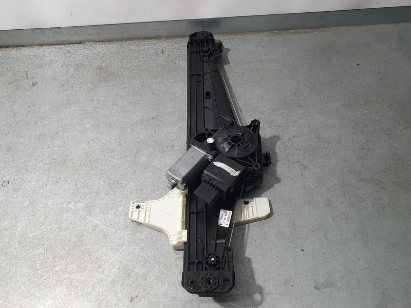 Recambio de elevalunas trasero izquierdo para ds 7 crossback be chic referencia OEM IAM 9830654280  ELECTRICO 6 PINS