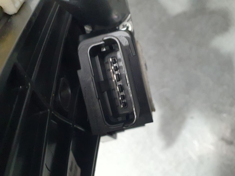 Recambio de elevalunas trasero izquierdo para ds 7 crossback be chic referencia OEM IAM 9830654280  ELECTRICO 6 PINS