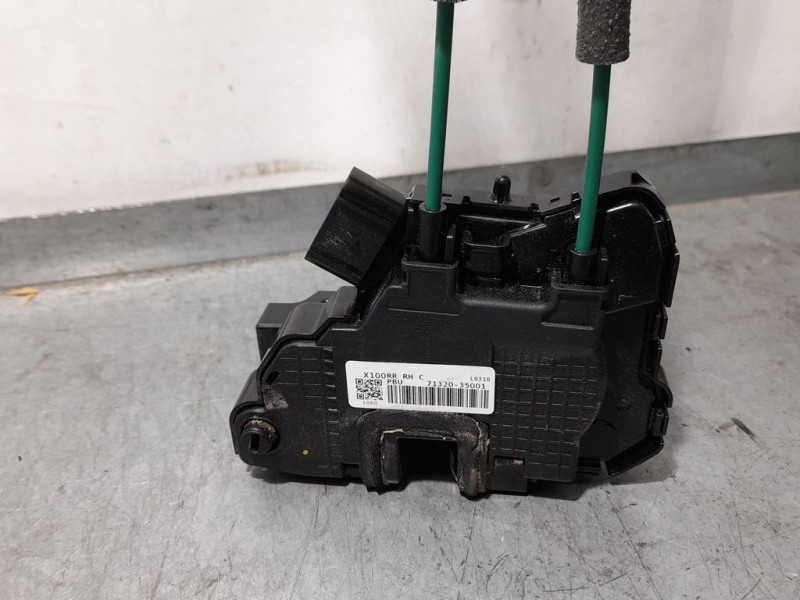 Recambio de cerradura puerta trasera derecha para ssangyong tivoli referencia OEM IAM 7132035001  4 PINES
