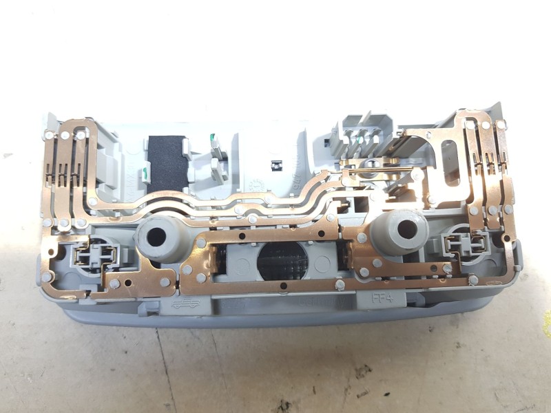 Recambio de luz interior para volkswagen touran (1t1, 1t2) 1.9 tdi referencia OEM IAM 3B0947105  