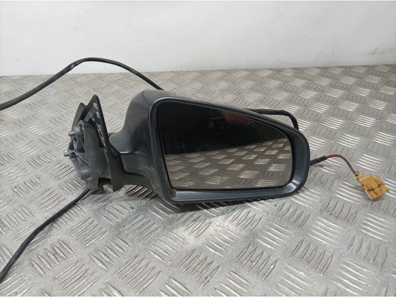 Recambio de retrovisor derecho para audi a4 berlina (8e) 2.0 tdi 16v (103kw) referencia OEM IAM 8E1858532AA  ELECTRICO 5 CABLES