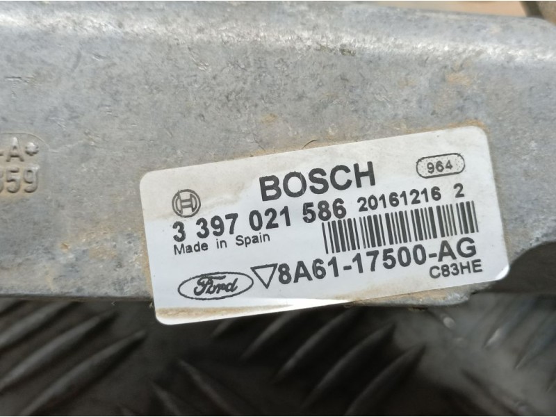 Recambio de motor limpia delantero para ford fiesta (ccn) st-line referencia OEM IAM 8A6117500AG 3397021586 BOSCH