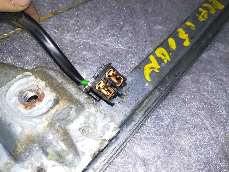 Recambio de elevalunas trasero derecho para audi 100 avant (c4) 2.5 tdi referencia OEM IAM SIN REF. 2 PINS ELECTRICO 