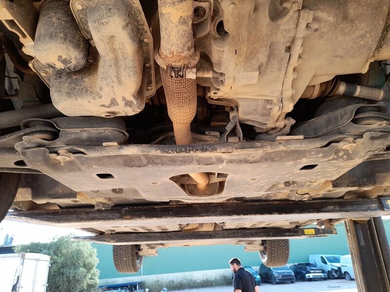 Recambio de puente delantero para citroën c3 iii (sx) 1.2 puretech 82 referencia OEM IAM 9808011780  