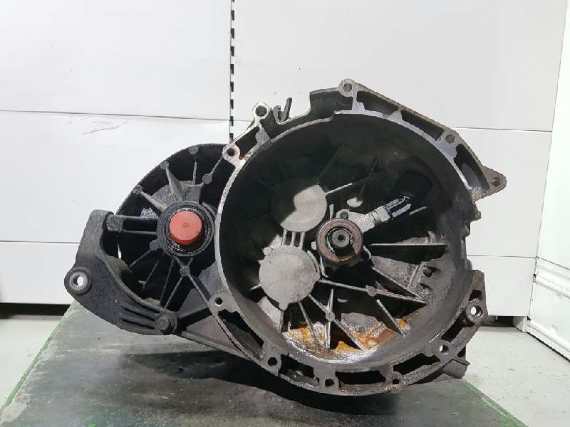 Recambio de caja cambios para ford mondeo berlina (ge) ghia (06.2003) (d) referencia OEM IAM 3S7R7002CD 061103 6 VELOCIDADES