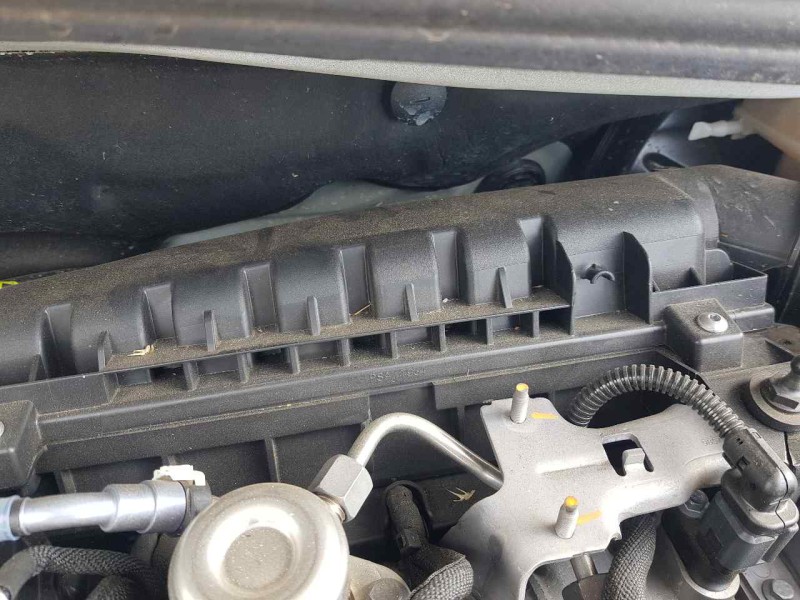 Recambio de carcasa filtro aire para opel corsa f gs referencia OEM IAM   PATA ROTA