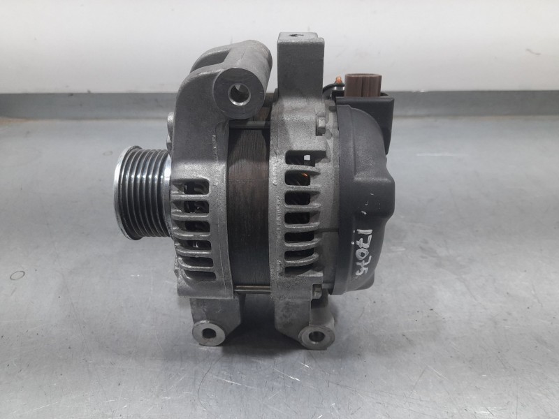 Recambio de alternador para lexus is ii (_e2_) 220d (ale20) referencia OEM IAM 2706026030 1042104771 DENSO