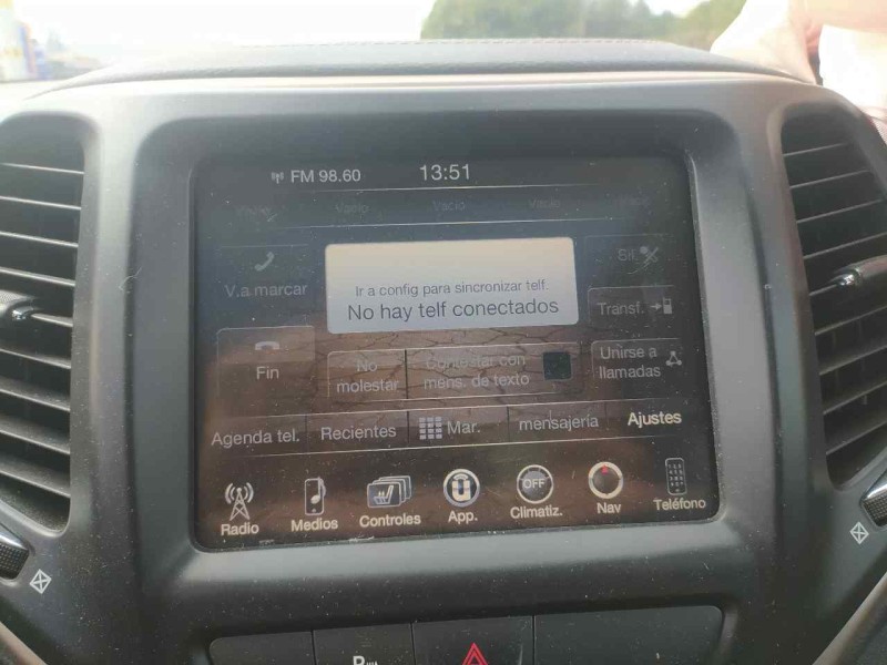 Recambio de sistema navegacion gps para jeep cherokee limited 4x2 referencia OEM IAM Z8365216AB  