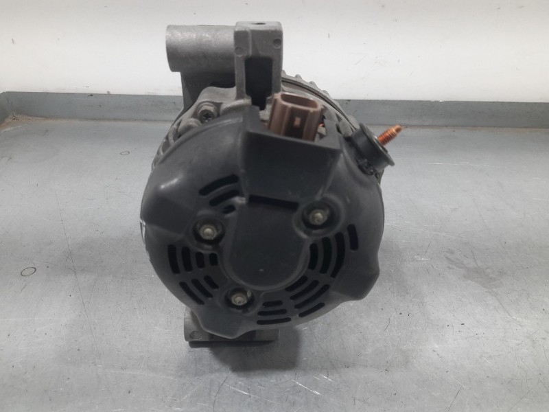 Recambio de alternador para lexus is ii (_e2_) 220d (ale20) referencia OEM IAM 2706026030 1042104771 DENSO