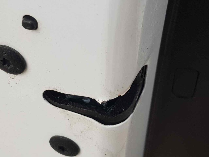 Recambio de cerradura puerta delantera izquierda para opel corsa f gs referencia OEM IAM   