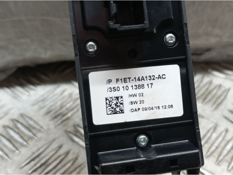 Recambio de mando elevalunas delantero izquierdo para ford fiesta (ccn) st-line referencia OEM IAM F1ET14A132AC  