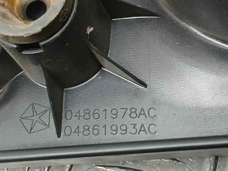 Recambio de tapa motor para jeep cherokee limited 4x2 referencia OEM IAM 4861978AC  