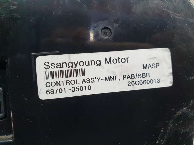 Recambio de mando calefaccion / aire acondicionado para ssangyong tivoli referencia OEM IAM 6870135010 20C060013 