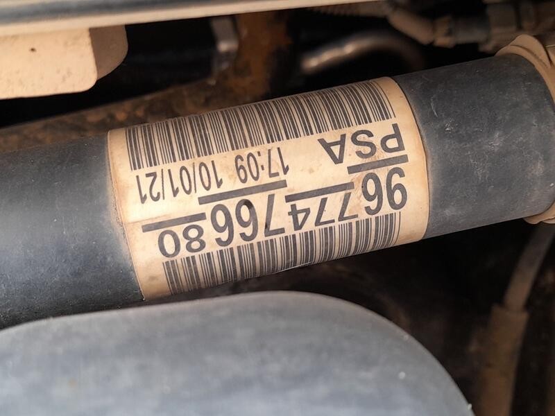 Recambio de transmision delantera derecha para citroën c3 iii (sx) 1.2 puretech 82 referencia OEM IAM 9677476680  