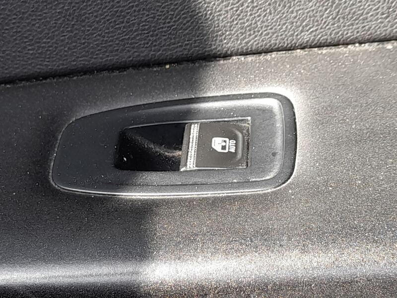 Recambio de mando elevalunas delantero derecho para renault captur ii (hf_) blue dci 115 (hfad) referencia OEM IAM 254013877R  