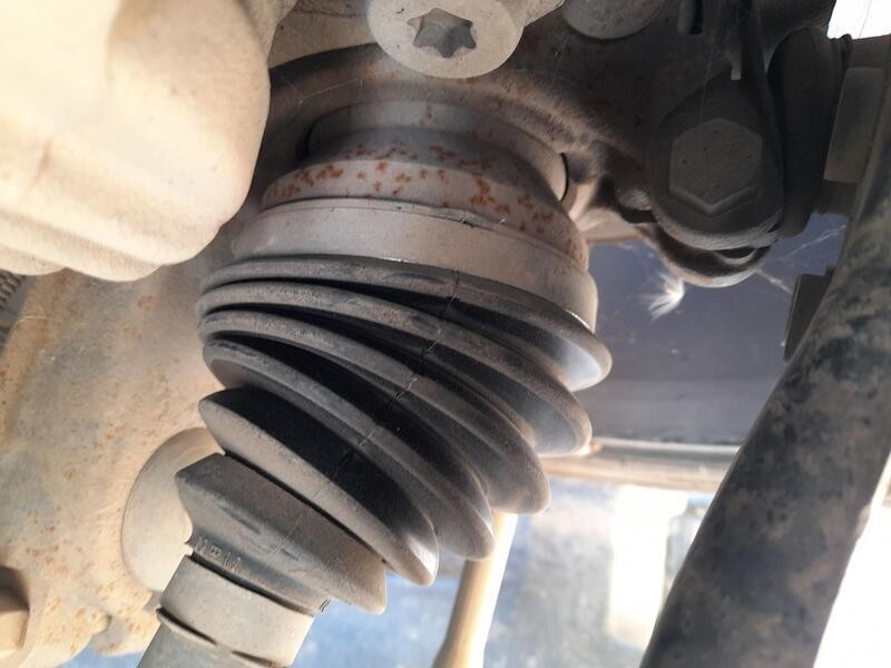 Recambio de transmision delantera izquierda para citroën c3 iii (sx) 1.2 puretech 82 referencia OEM IAM 9677476580  