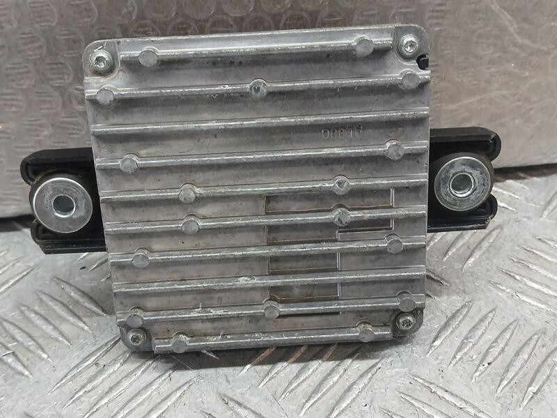 Recambio de sensor para renault kangoo express referencia OEM IAM 472506154R SENSOR RADAR HELLA A4564300200